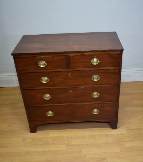 REGENCY PERIOD MAHOGANY CHEST OF DRAWERS - ADDITIONAL PHOTO 5