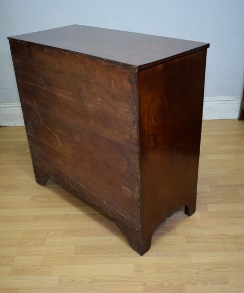 REGENCY PERIOD MAHOGANY CHEST OF DRAWERS - ADDITIONAL PHOTO 10