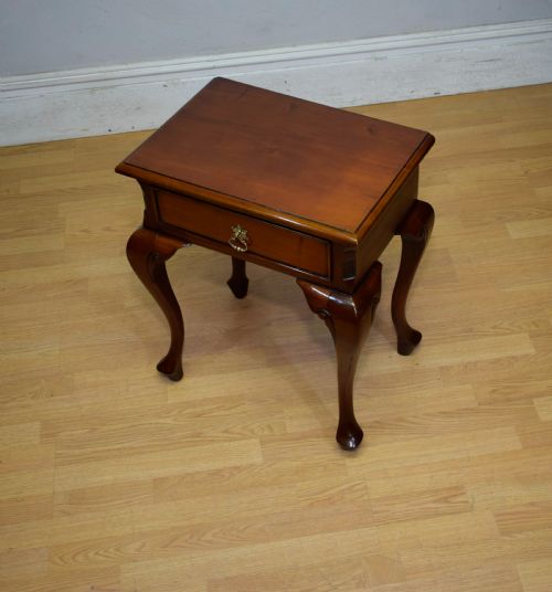 EARLY 20TH CENTURY LAMP TABLE - ADDITIONAL PHOTO 4