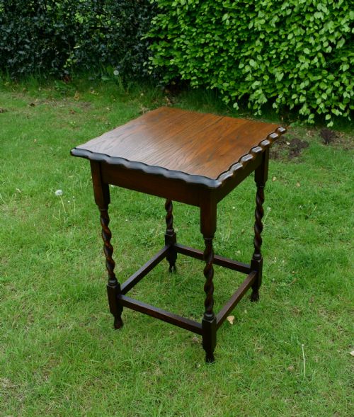 OAK BARLEY TWIST SIDE TABLE - ADDITIONAL PHOTO 3