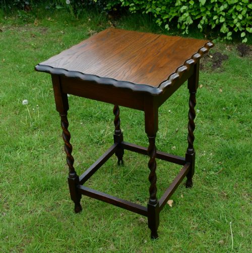 OAK BARLEY TWIST SIDE TABLE - ADDITIONAL PHOTO 5
