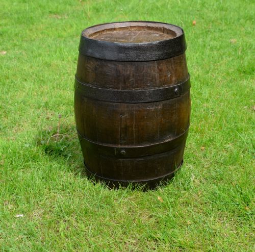 georgian oak rum barrell - CATEGORY: ANTIQUE MISCELLANEOUS - DATED GEORGIAN