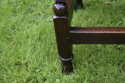 17TH CENTURY OAK LOWBOY - ADDITIONAL PHOTO 15