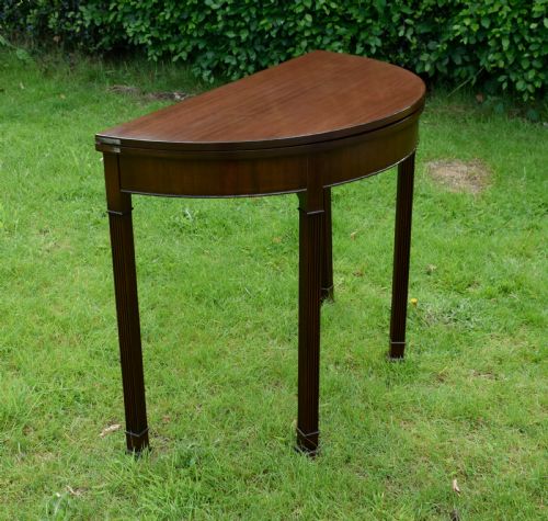 DEMI LUNE GAMES TABLE - ADDITIONAL PHOTO 4