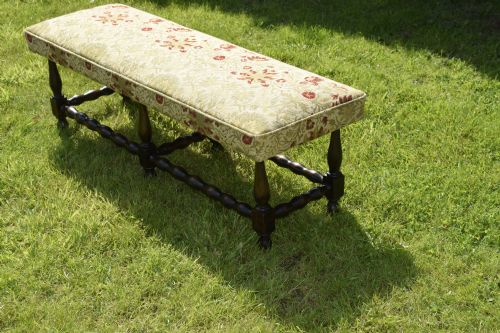EARLY 20TH CENTURY WINDOW SEAT LARGE CENTRE STOOL - ADDITIONAL PHOTO 3