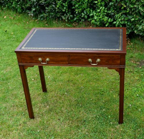 MAHOGANY DESK BY GILLOWS - ADDITIONAL PHOTO 1