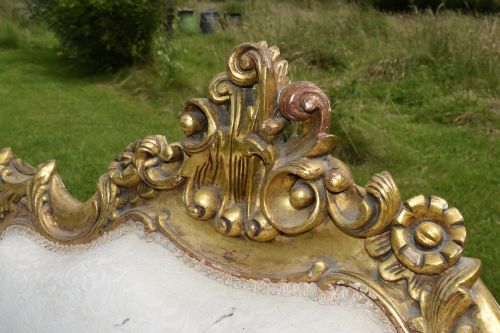 19TH CENTURY GILDED FRENCH COUCH - ADDITIONAL PHOTO 9