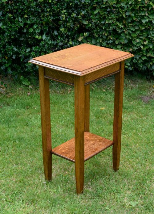 early 20th century lamp table - CATEGORY: ANTIQUE TABLES - DATED 1920