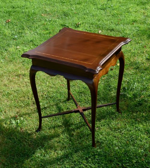 edwardian mahogany satinwood centre table - CATEGORY: ANTIQUE TABLES - DATED 1900