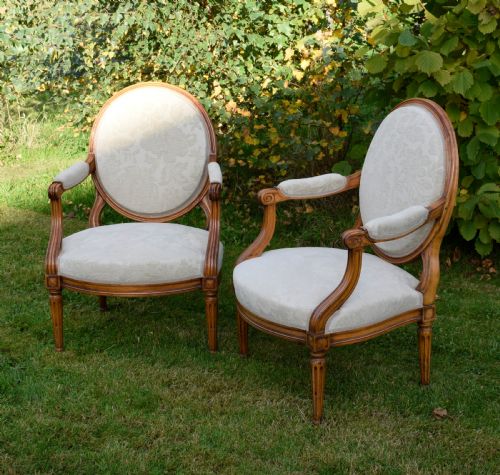 PAIR OF FRENCH FULLY UPHOLSTERED OPEN ARMCHAIRS - ADDITIONAL PHOTO 11