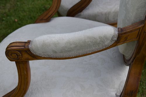 PAIR OF FRENCH FULLY UPHOLSTERED OPEN ARMCHAIRS - ADDITIONAL PHOTO 25