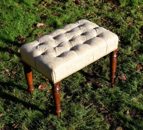 VICTORIAN UPHOLSTERED BUTTONED STOOL - ADDITIONAL PHOTO 3