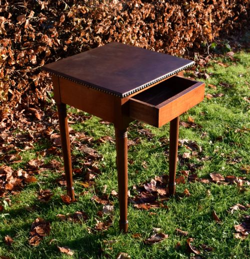 EARLY 20TH CENTURY LAMP TABLE - ADDITIONAL PHOTO 3
