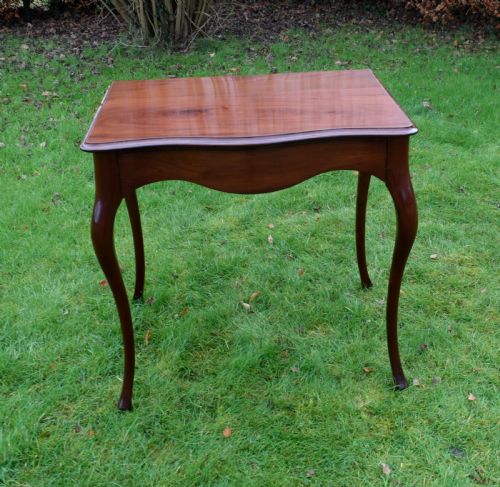 victorina serpentine console table - CATEGORY: ANTIQUE TABLES - DATED VICTORIAN