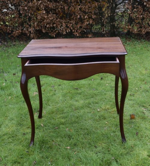 VICTORINA SERPENTINE CONSOLE TABLE - ADDITIONAL PHOTO 9
