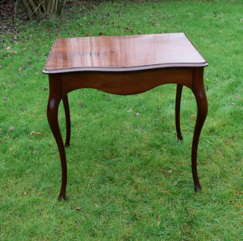 VICTORINA SERPENTINE CONSOLE TABLE - ADDITIONAL PHOTO 15