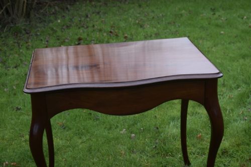 VICTORINA SERPENTINE CONSOLE TABLE - ADDITIONAL PHOTO 18