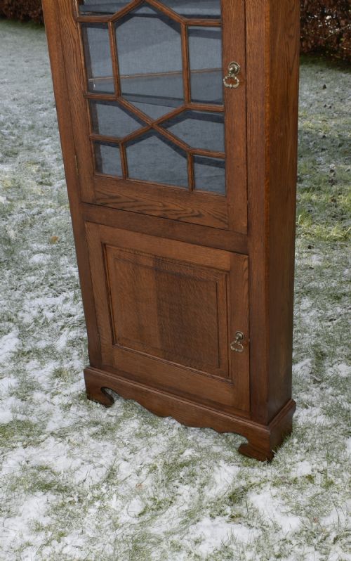 EARLY 20TH CENTURY OAK CORNER CUPBOARD - ADDITIONAL PHOTO 6