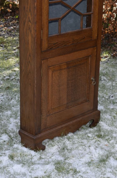EARLY 20TH CENTURY OAK CORNER CUPBOARD - ADDITIONAL PHOTO 9