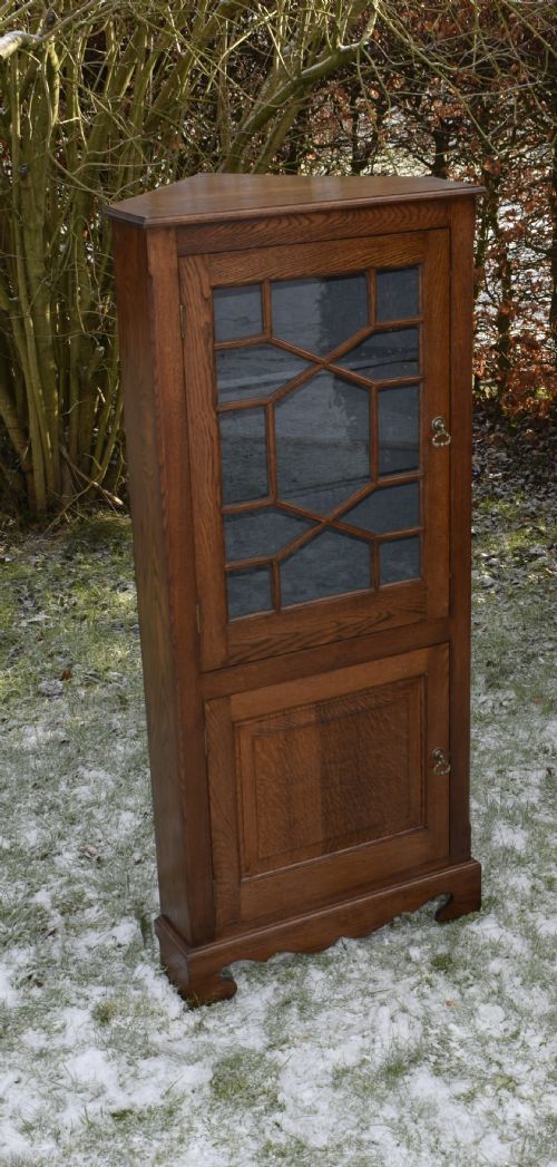 EARLY 20TH CENTURY OAK CORNER CUPBOARD - ADDITIONAL PHOTO 12