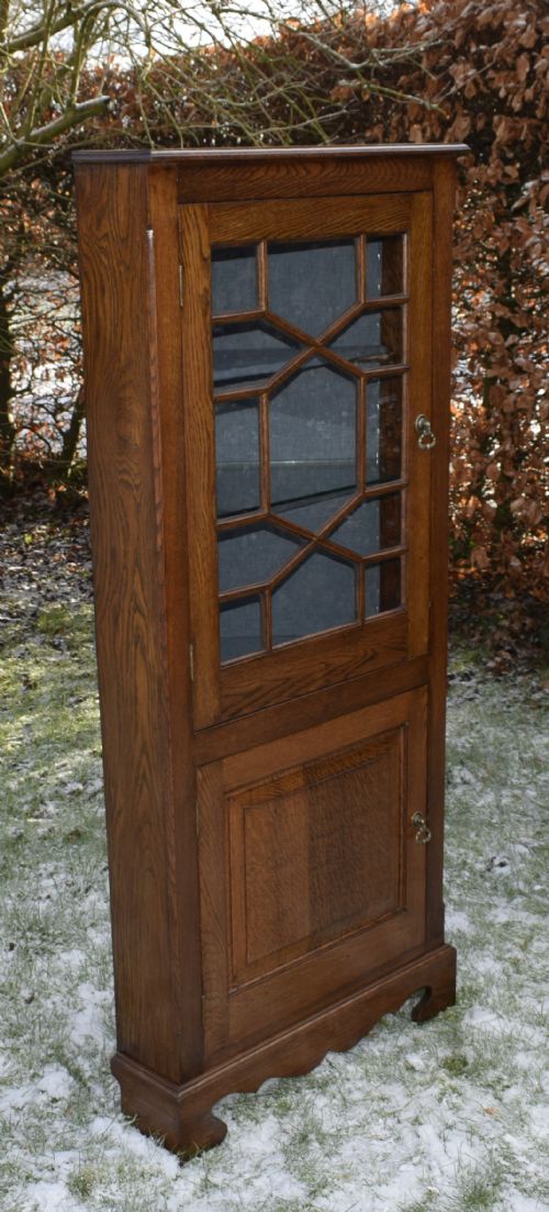 EARLY 20TH CENTURY OAK CORNER CUPBOARD - ADDITIONAL PHOTO 16