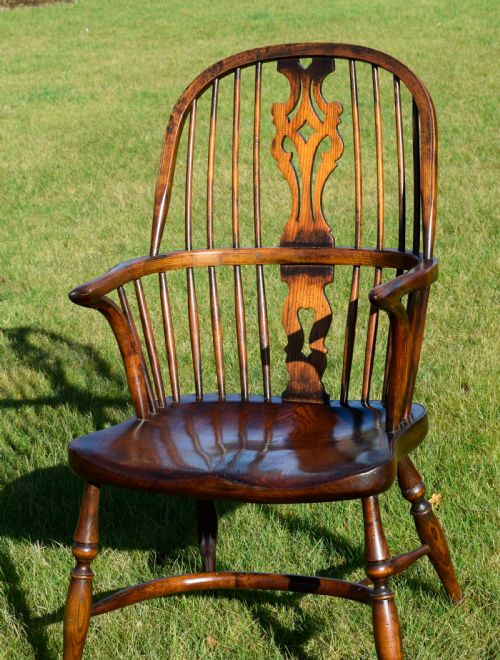ANTIQUE WINDSOR ARM CHAIR - ADDITIONAL PHOTO 5