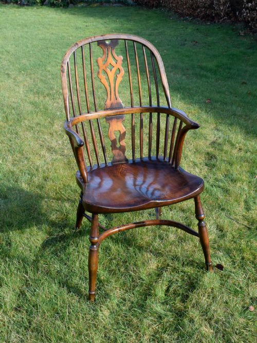 ANTIQUE WINDSOR ARM CHAIR - ADDITIONAL PHOTO 9
