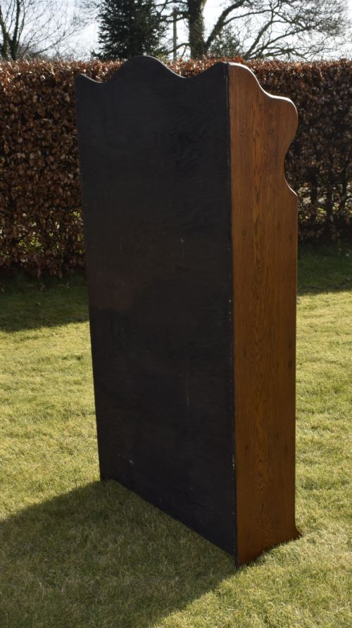 EARLY 20TH CENTURY OAK BOOKCASE - ADDITIONAL PHOTO 18