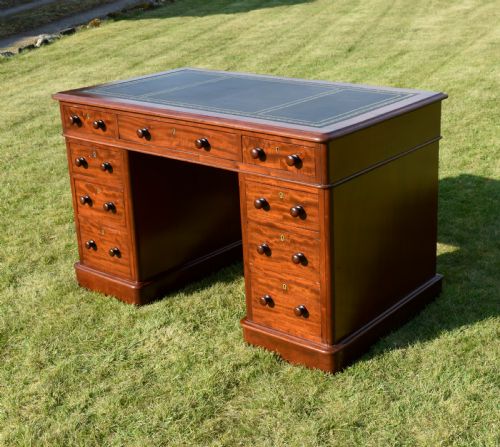 VICTORIAN PEDESTAL DESK - ADDITIONAL PHOTO 2