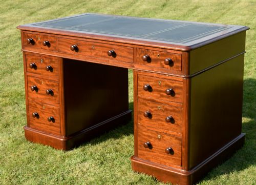 VICTORIAN PEDESTAL DESK - ADDITIONAL PHOTO 19