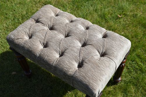 VICTORIAN BUTTONED UPHOLSTERED STOOL - ADDITIONAL PHOTO 9