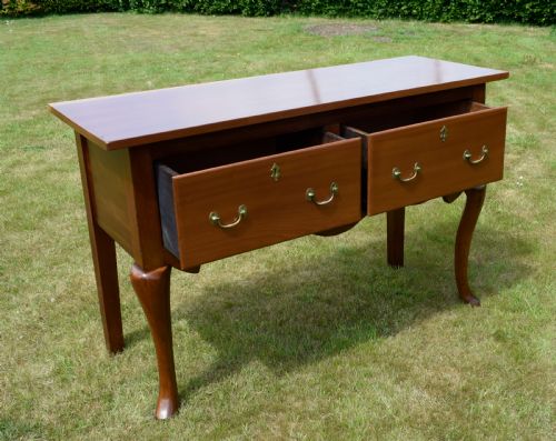 MAHOGANY DRESSER BASE - ADDITIONAL PHOTO 16