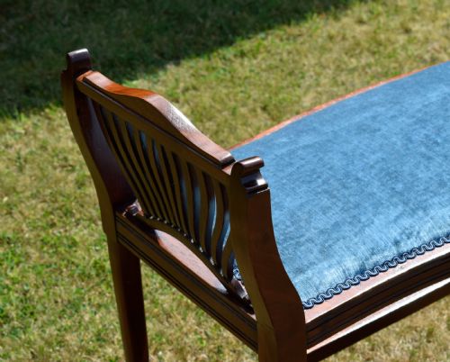 LATE VICTORIAN WALNUT WINDOW SEAT - ADDITIONAL PHOTO 10
