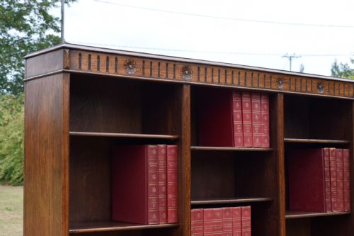 EARLY 20TH CENTURY OAK BOOKCASE - ADDITIONAL PHOTO 3