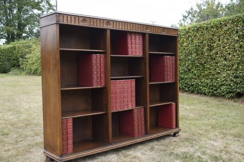 EARLY 20TH CENTURY OAK BOOKCASE - ADDITIONAL PHOTO 4