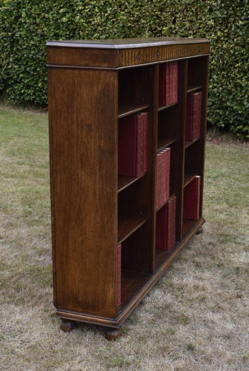 EARLY 20TH CENTURY OAK BOOKCASE - ADDITIONAL PHOTO 9
