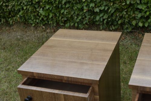 PAIR OF ART DECO WALNUT CHESTS BEDSIDE'S - ADDITIONAL PHOTO 8