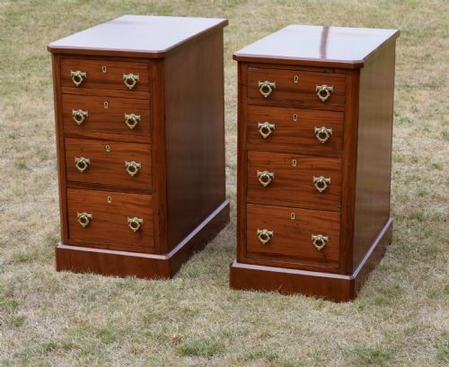 PAIR OF VICTORIAN BEDSIDE CHESTS - ADDITIONAL PHOTO 3