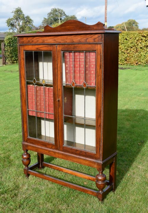 EARLY 20TH CENTURY OAK BOOKCASE - ADDITIONAL PHOTO 3