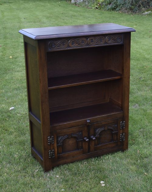 EARLY 20TH CENTURY OAK JACOBEAN BOOKCASE - ADDITIONAL PHOTO 1