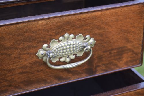 19TH CENTURY MAHOGANY CHEST - ADDITIONAL PHOTO 6