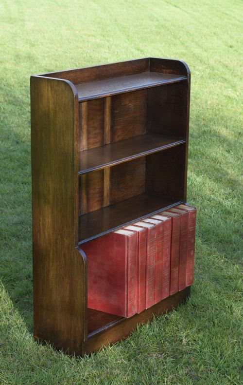 EARLY 20TH CENTURY OAK BOOKCASE - ADDITIONAL PHOTO 5