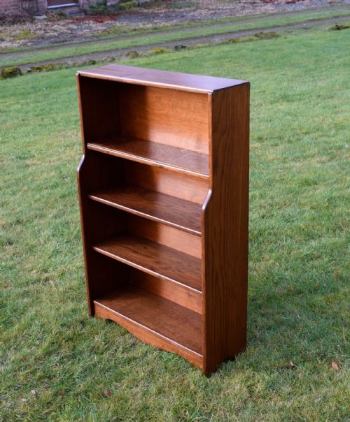 EARLY 20TH CENTURY OAK BOOKCASE - ADDITIONAL PHOTO 2