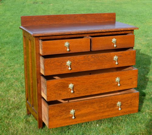 ARTS CRAFTS OAK CHEST OF DRAWERS - ADDITIONAL PHOTO 2