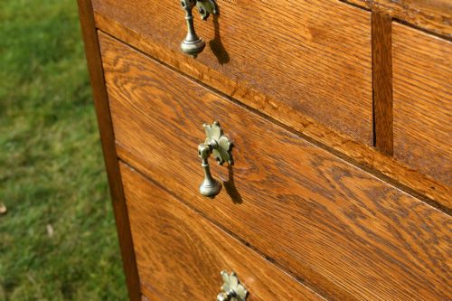 ARTS CRAFTS OAK CHEST OF DRAWERS - ADDITIONAL PHOTO 11