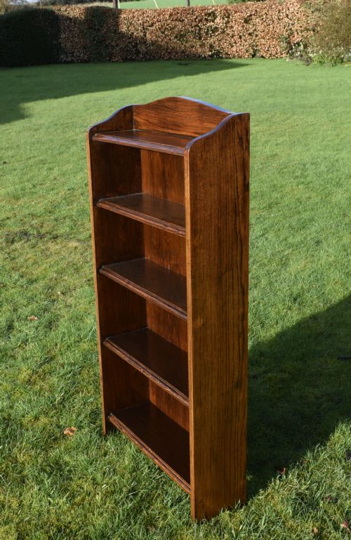EARLY 20TH CENTURY OAK BOOKCASE - ADDITIONAL PHOTO 1