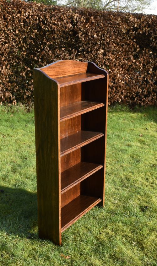 EARLY 20TH CENTURY OAK BOOKCASE - ADDITIONAL PHOTO 2