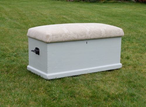 VICTORIAN PINE BOX - ADDITIONAL PHOTO 3