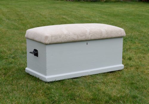 VICTORIAN PINE BOX - ADDITIONAL PHOTO 4