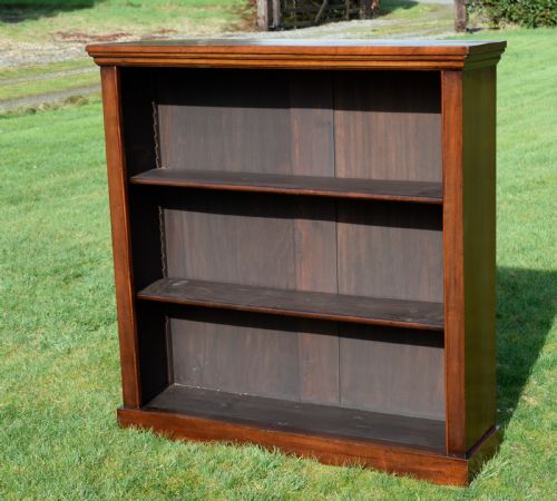 VICTORIAN MAHOGANY BOOKCASE - ADDITIONAL PHOTO 1